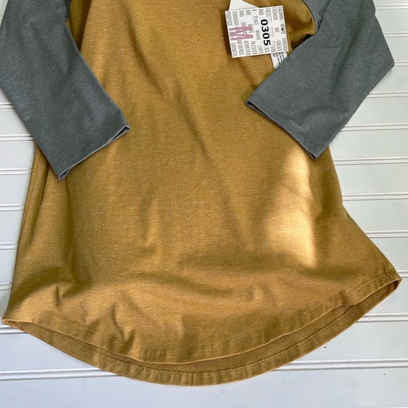 LulaRoe Microstriped Randy Top-#0305 - Picture 10 of 12